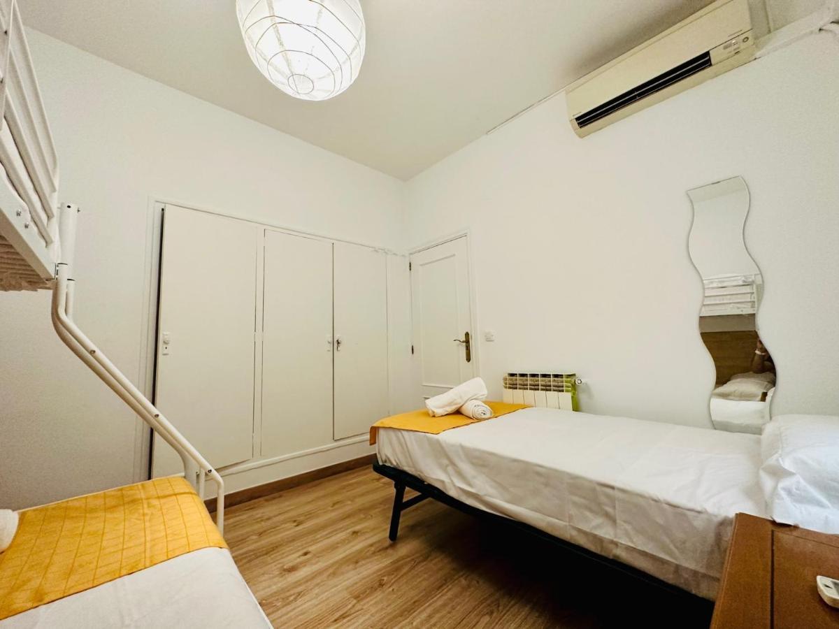 Punta Me Rooms Near The Gran Via Madrid Exterior foto